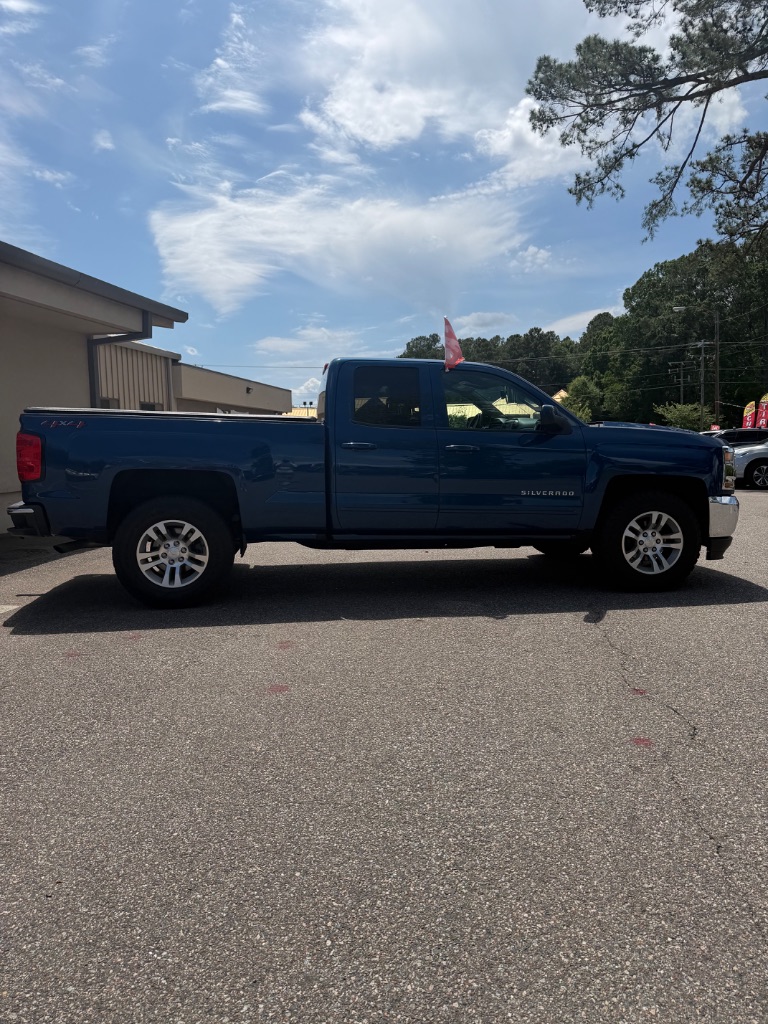 2019 Chevrolet Silverado 1500 LD LT - Photo 6