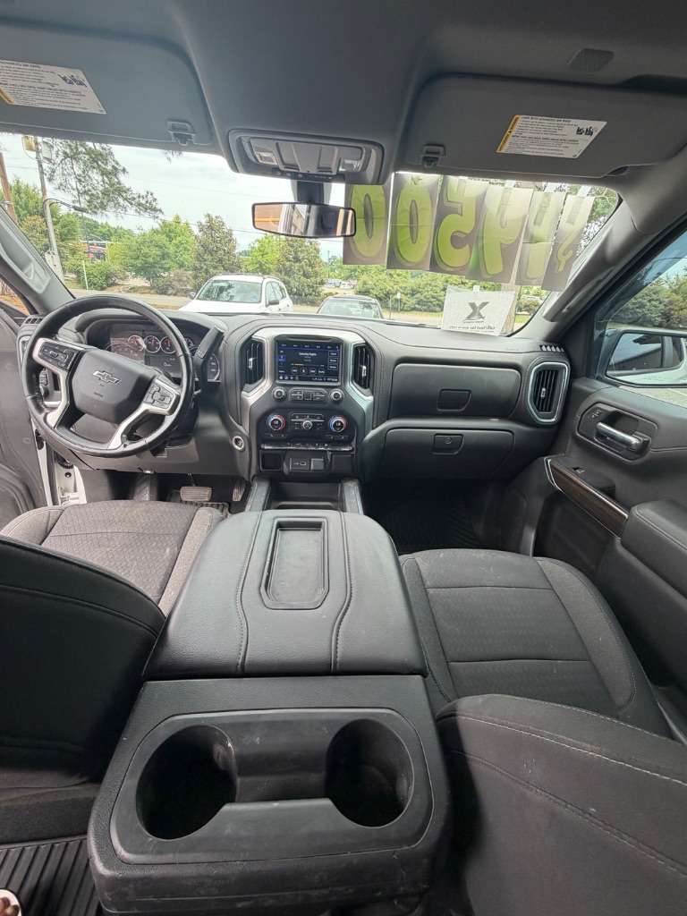 2020 Chevrolet Silverado 1500 RST - Photo 10
